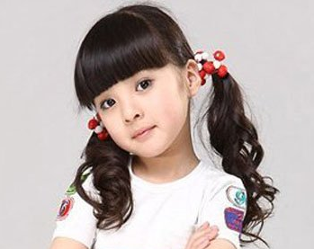 小女孩发型绑扎方法图片 儿童发型也抢镜